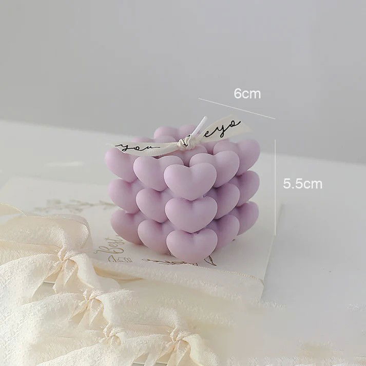 Lumanari - Lumanare Parfumata Decorativa, Flippy, Model Abstract Cub din Inimioare, Lumanare pentru Diferite Ocazii, 6 x 5.5 cm, Aroma de Lavanda, Mov