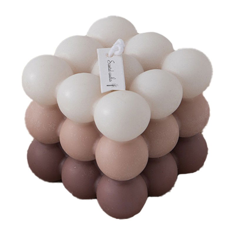 Lumanari - Lumanare Parfumata, Flippy, din Ceara De Soia, Model Cub, Gradient in 3 Culori Pale, 6x6x6 cm, Aroma de Busuioc, Maro