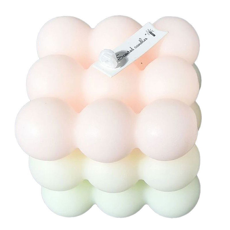 Lumanari - Lumanare Parfumata, Flippy, din Ceara De Soia, Model Cub, Gradient in 3 Culori Pale, 6x6x6 cm, Aroma de Piersici, Bej