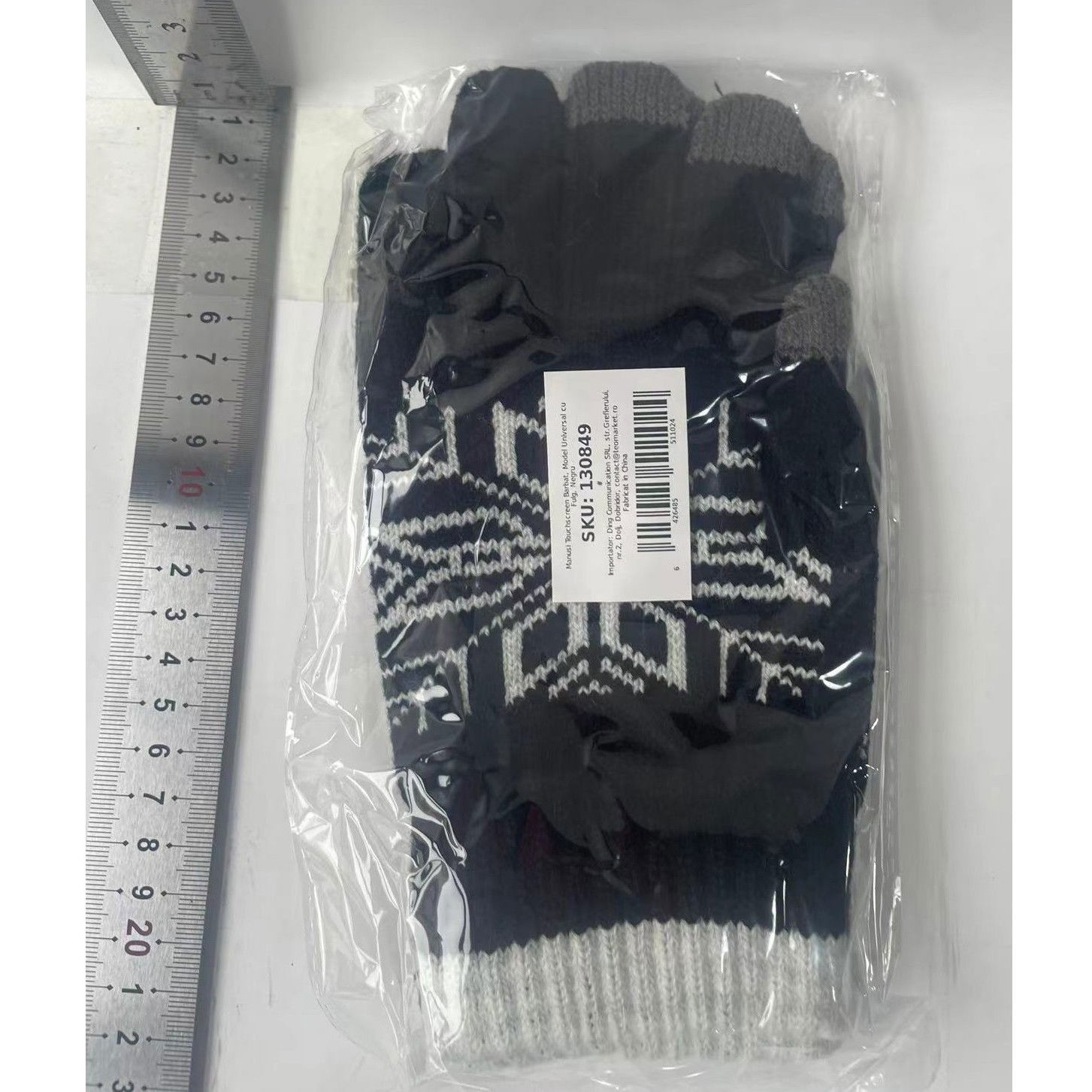 Manusi de Barbat, Flippy, Model Fulg, Functie Touchscreen (ecran tactil), Material Acril Tricotat, Manseta Elastica, Interior Catifelat, Marime Universala, Negru [8]