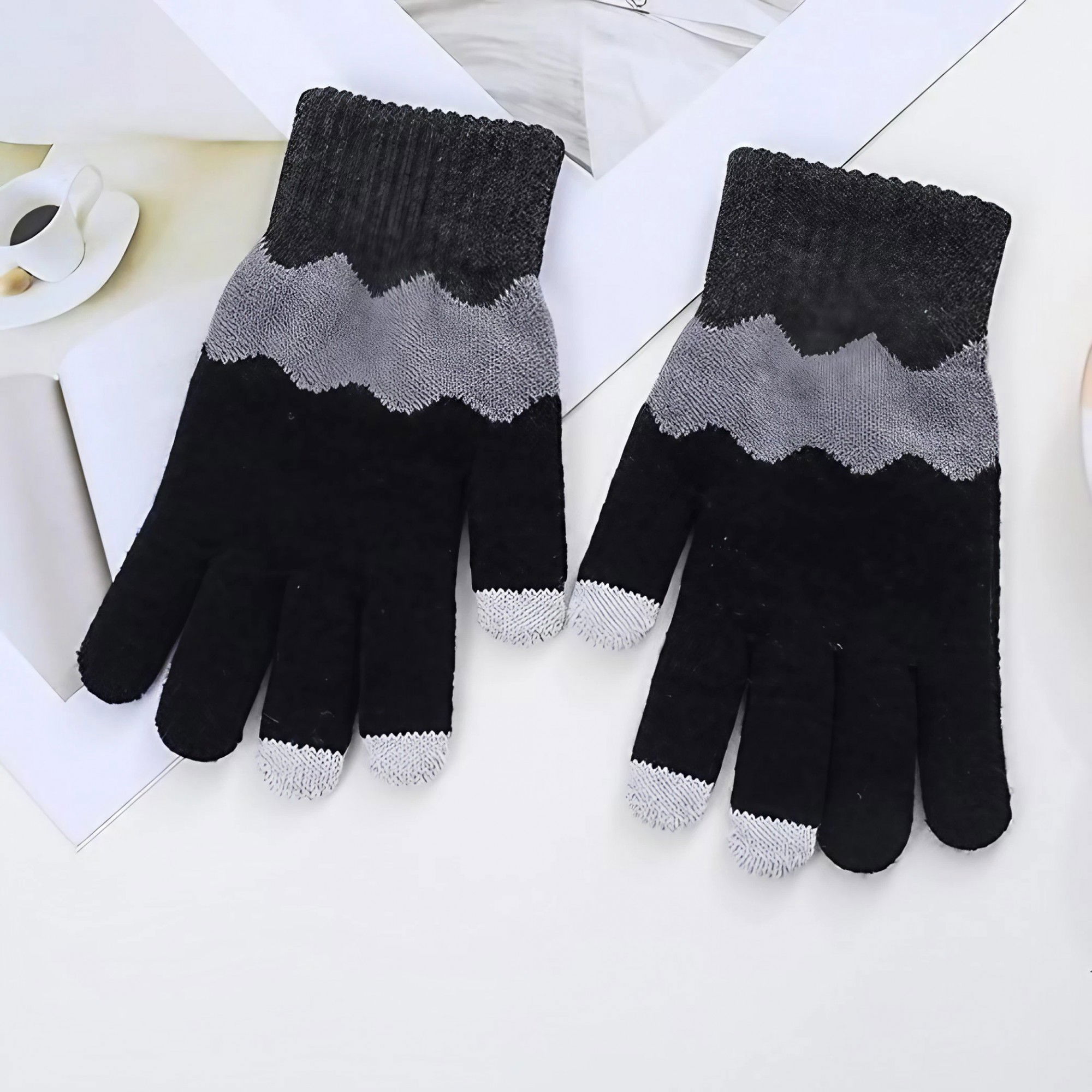 Manusi de Dama, Flippy, Model Ondulat, Functie Touchscreen (ecran tactil), Material Acril Tricotat, Manseta Elastica, Interior Catifelat, Marime Universala, Negru/Gri [5]