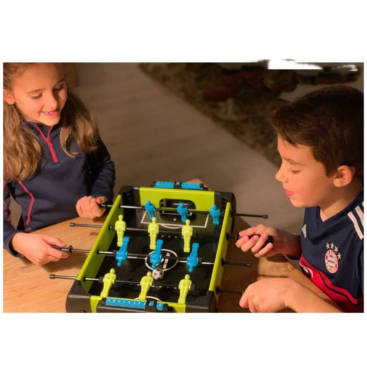 Masa de fotbal cu teren si 12 jucatori Flippy, 4 manere, cu Tablou Scor, din Metal si ABS, 36.5 x 35.5 x 8 cm, Design Multicolor, pentru copii/adulti, verde [4]