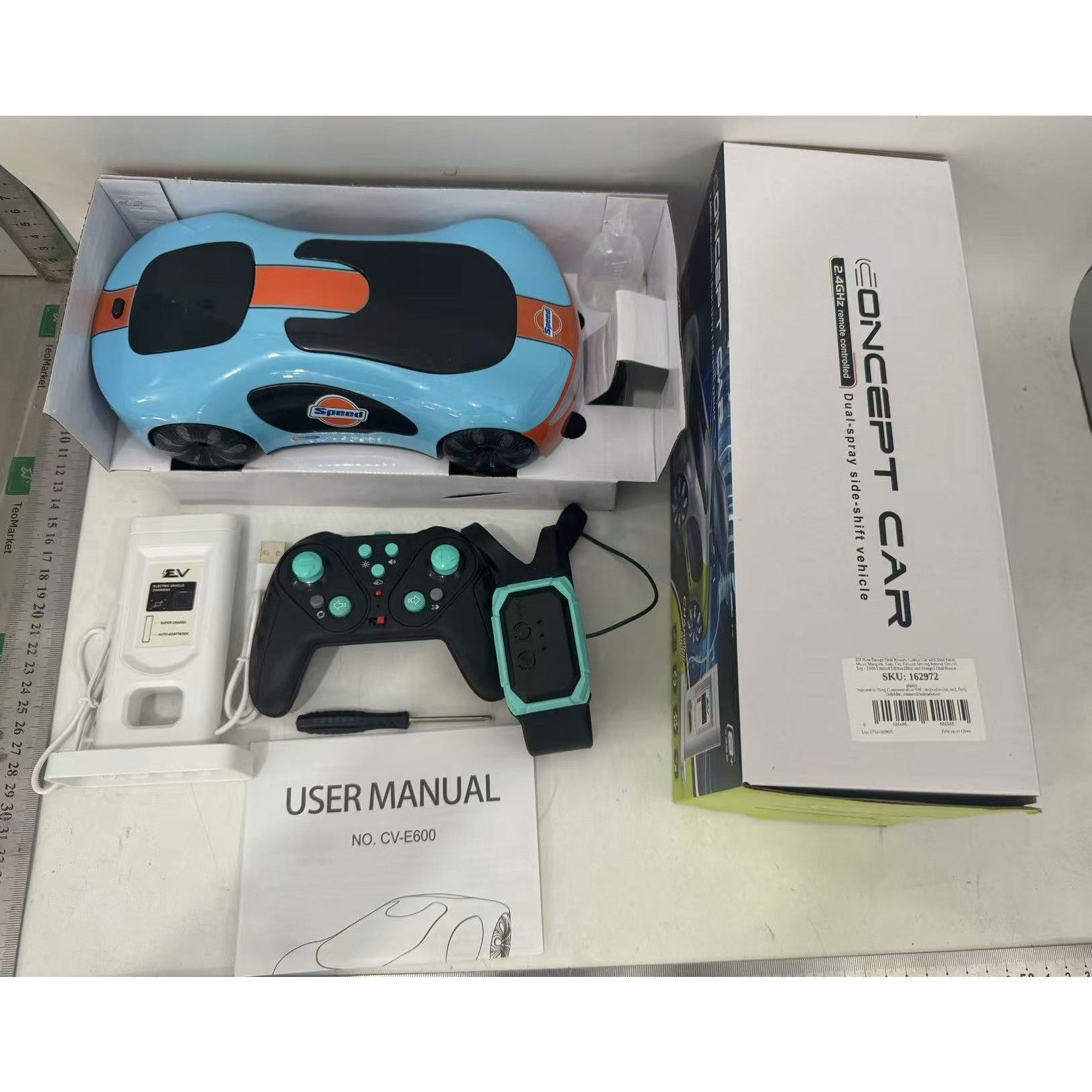 Masinuta Smart, Flippy, cu Telecomanda si Controller prin Gesturi/Wireless, Lumini/Sunet/Abur, Reincarcabila, 24x12,4x7,1 cm, Statie de Incarcare EV, Albastru/Portocaliu [3]