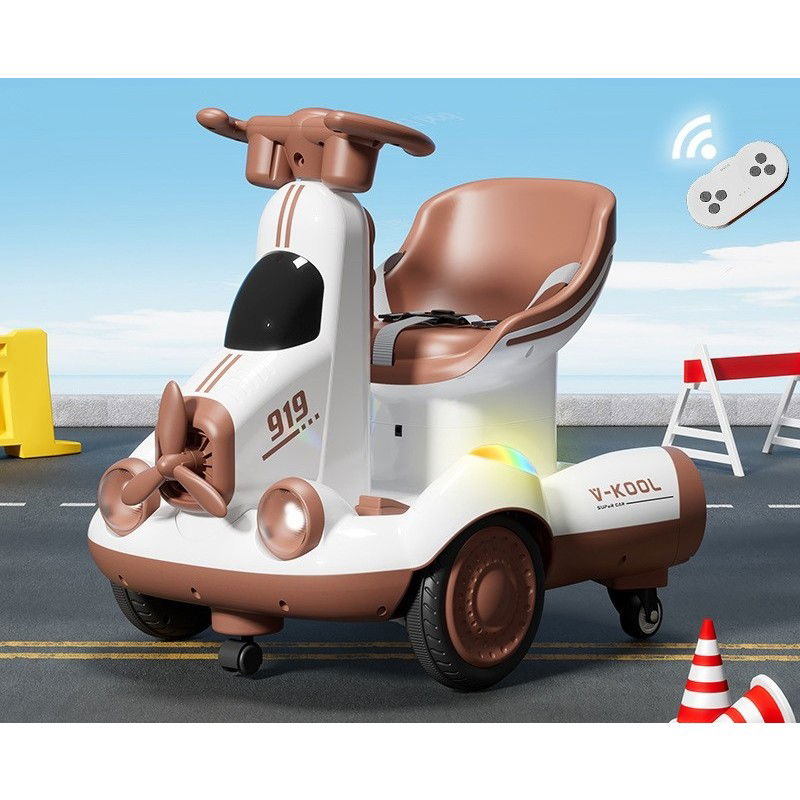 Masinute, Triciclete si Masinute Electrice - Masinuta Electrica, Flippy, pe 4 Roti, cu Telecomanda, Lumini Led si Muzica, +2 ani, Inaltime Reglabila, Maro