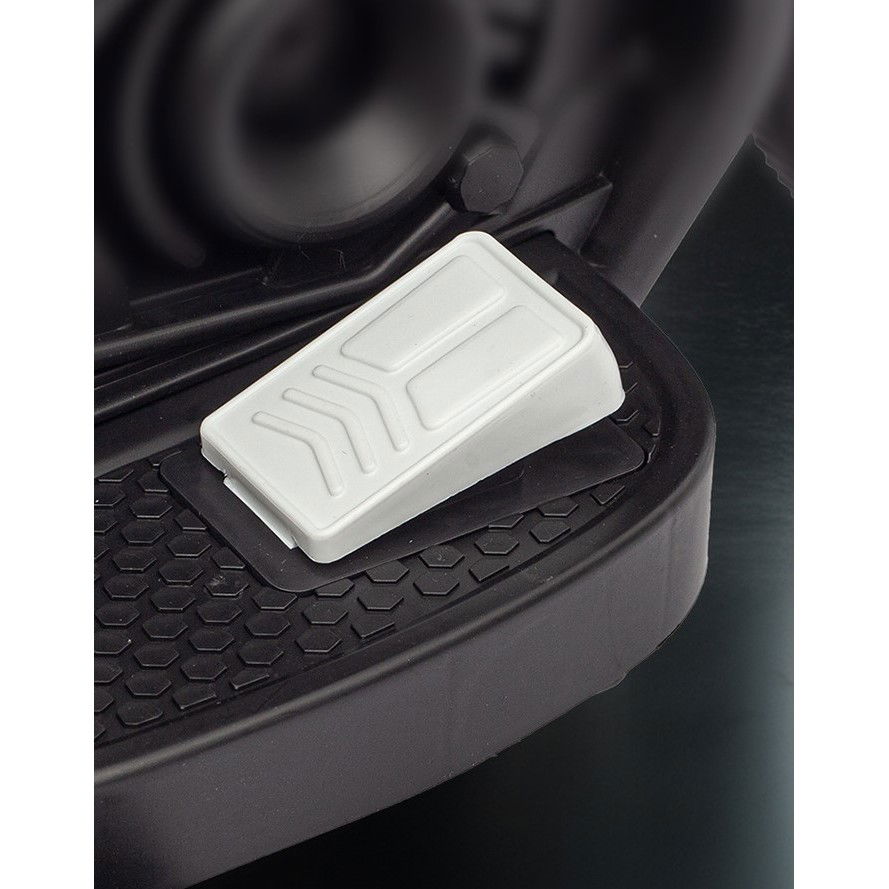 Motocicleta Electrica cu 2 Roti Mari si 2 Roti Ajutatoare, Flippy, Acumulator Incarcare, Anti-Rasturnare, Lumini, Muzica, Motor:380, Baterie 6V4.5, 41.5x70x34 cm, 4.5 Kg, 3 Ani+, Alb Negru [12]