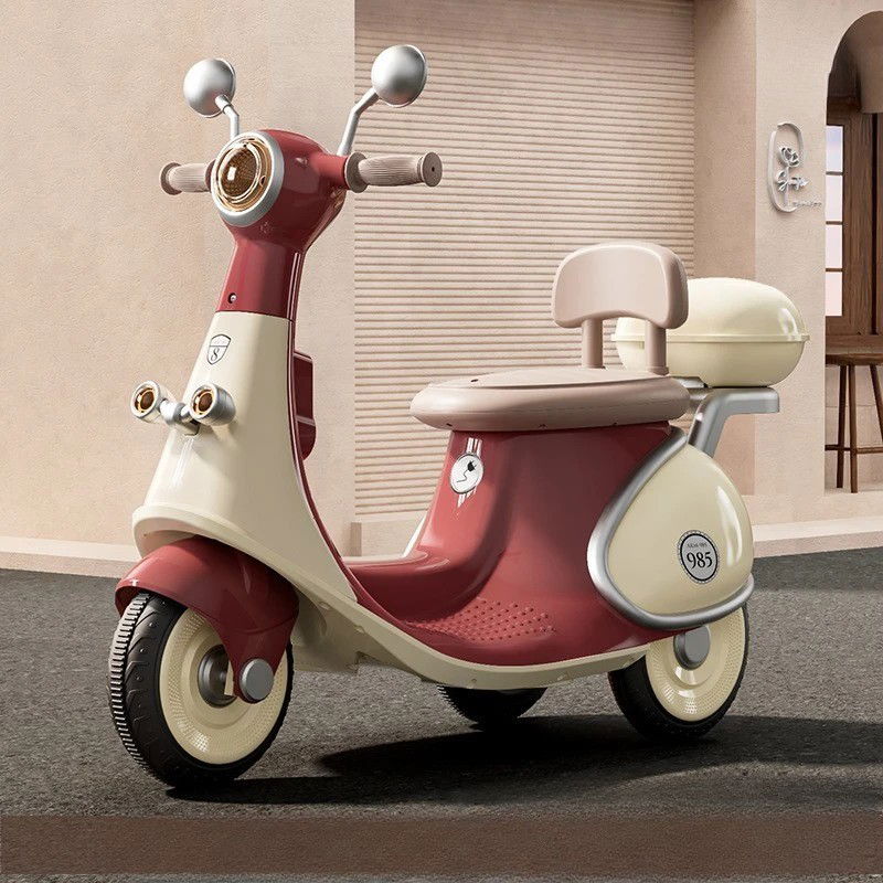 Masinute, Triciclete si Masinute Electrice - Motocicletă Electrică cu 3 Roti, Flippy, Acumulator Încarcare, Anti-Rasturnare, Lumini, Sunete, Baterie 6V 7Ah, Telecomanda, 95x67x36cm, Rosu