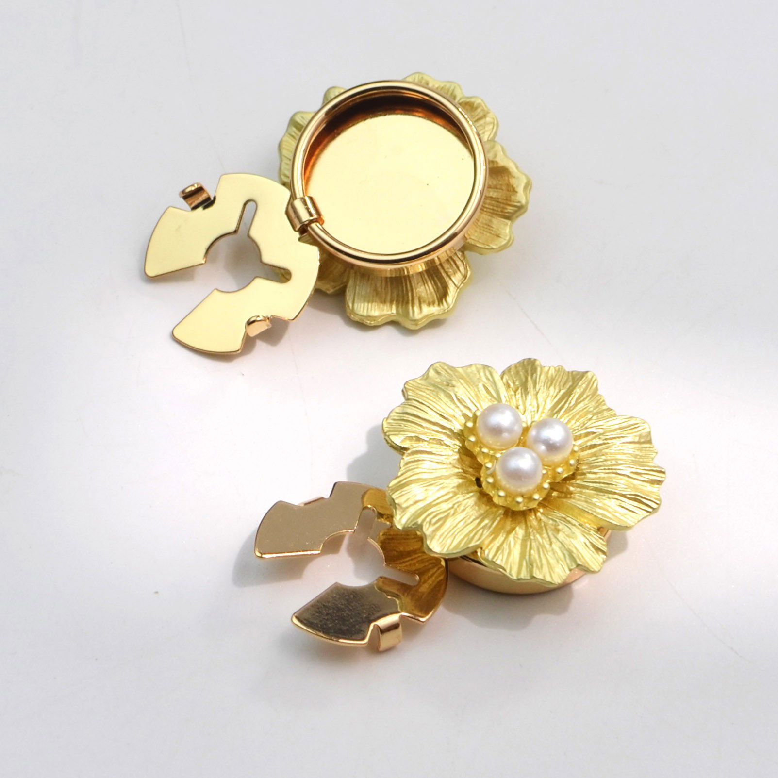 Accesoriu pentru Nasturi, Flippy, Model Floare cu Perle, din Metal, 2.5 x 1.7 cm, Auriu [5]