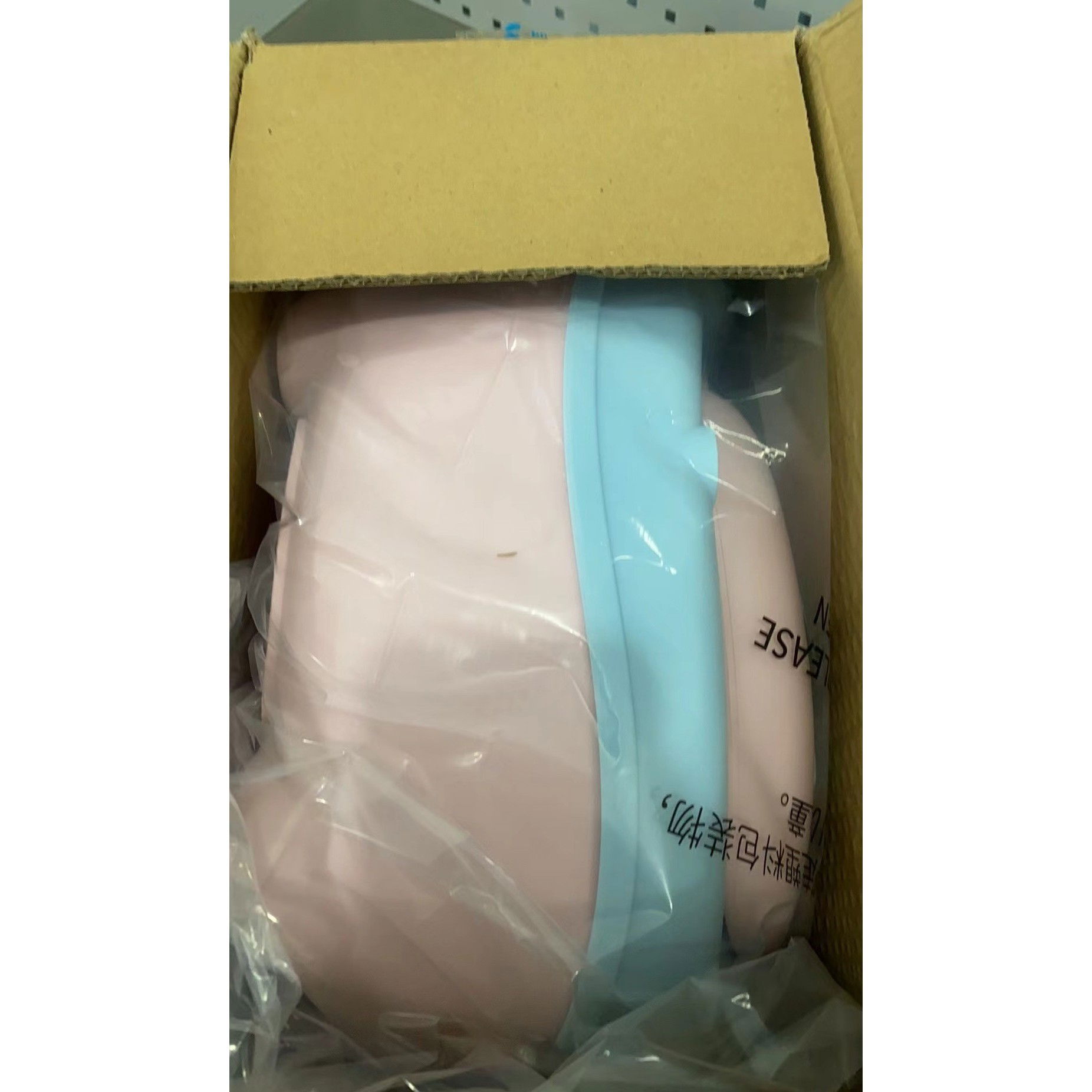 Pentru casa - Olita pentru Copii, Flippy, +6 luni, Compartiment Detasabil, cu Capac, Antiderapanta, din Plastic, Colac Moale, Model Animat Ciclop, cu Maner, 33 x 21 x 45 cm, Albastru/Roz