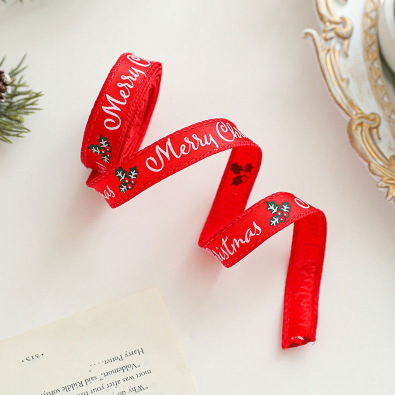 Panglica Decorativa cu Tematica de Craciun, Flippy, Set din 4 bucat + 1 Rulon Ata Rosie Alba, Panglica pentru Cadou de Craciun Brad si Decor, 2 M per bucata, Model Acadele, Rosu [3]