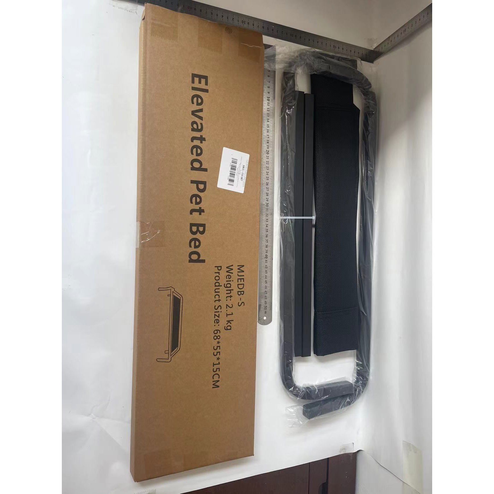 Pat pentru Animalele de Companie, Flippy, din Plasa este Rezistent la Umiditate, Picioare de Otel, Respirabil, Marimea S 68 x 55 x 16 cm, Negru [7]