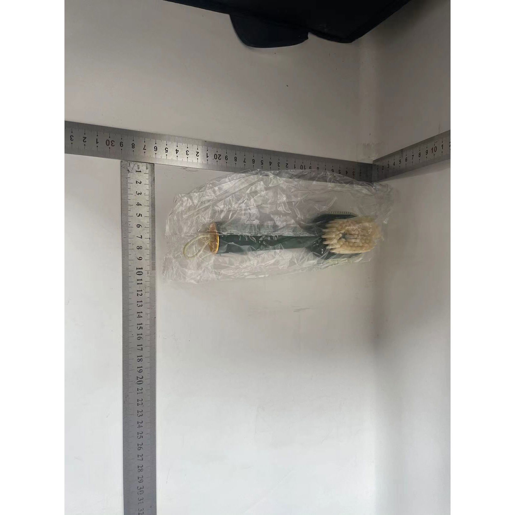 Perie pentru Curatare Incaltaminte cu Recipient pentru Detergent, Flippy, Perie Multifunctionala pentru Incaltaminte si Lenjerie, cu Peri Moi, Fara Deteriorare, 22x6x4 cm, Culoare Verde [4]