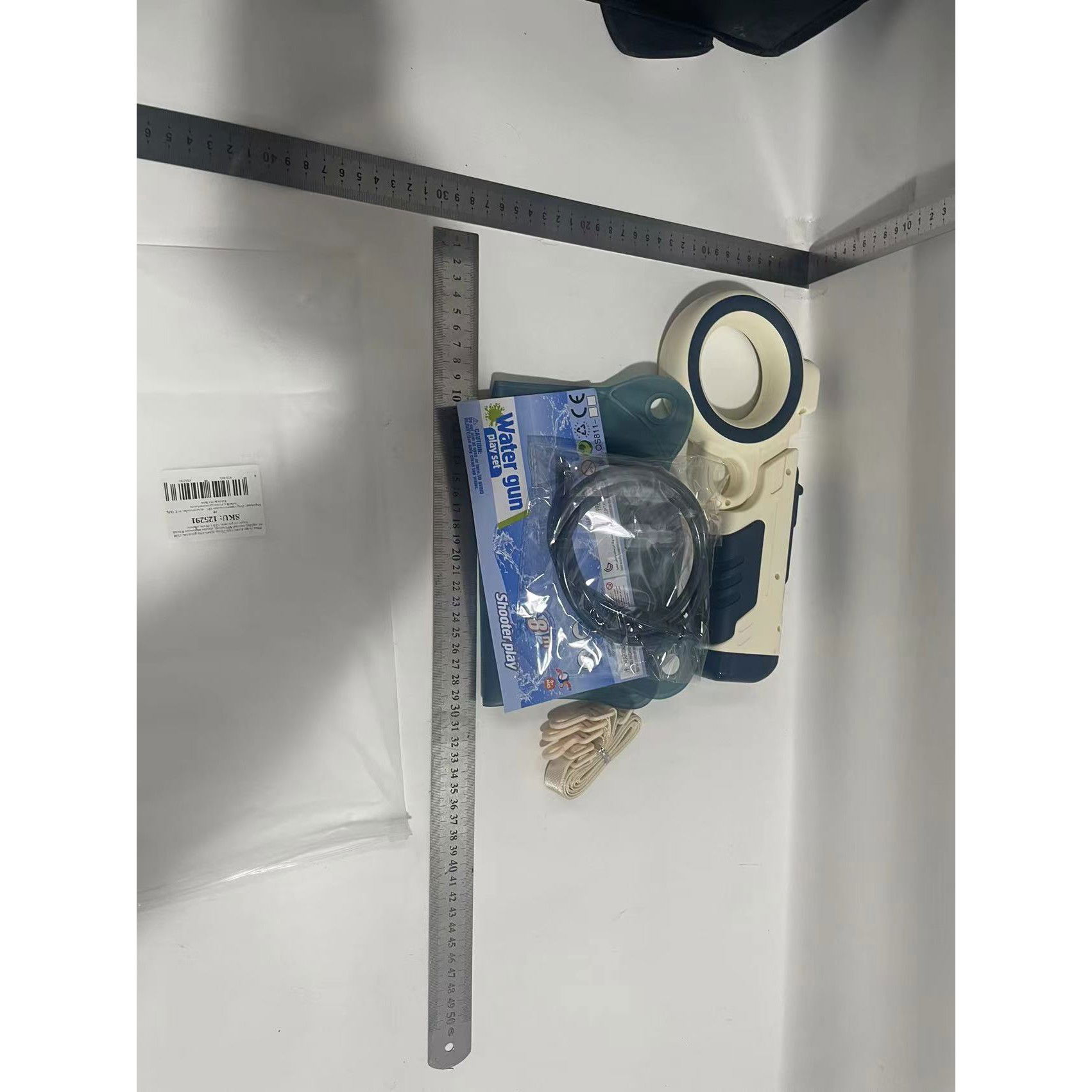 Pistol cu apa pentru copii Flippy, rezervor tip ghiozdan, 1500 ml, reglabil, material ABS/silicon, distanta improscare 8 metri, tragaci cu presiune, 12.5 x 28 cm, albastru [10]