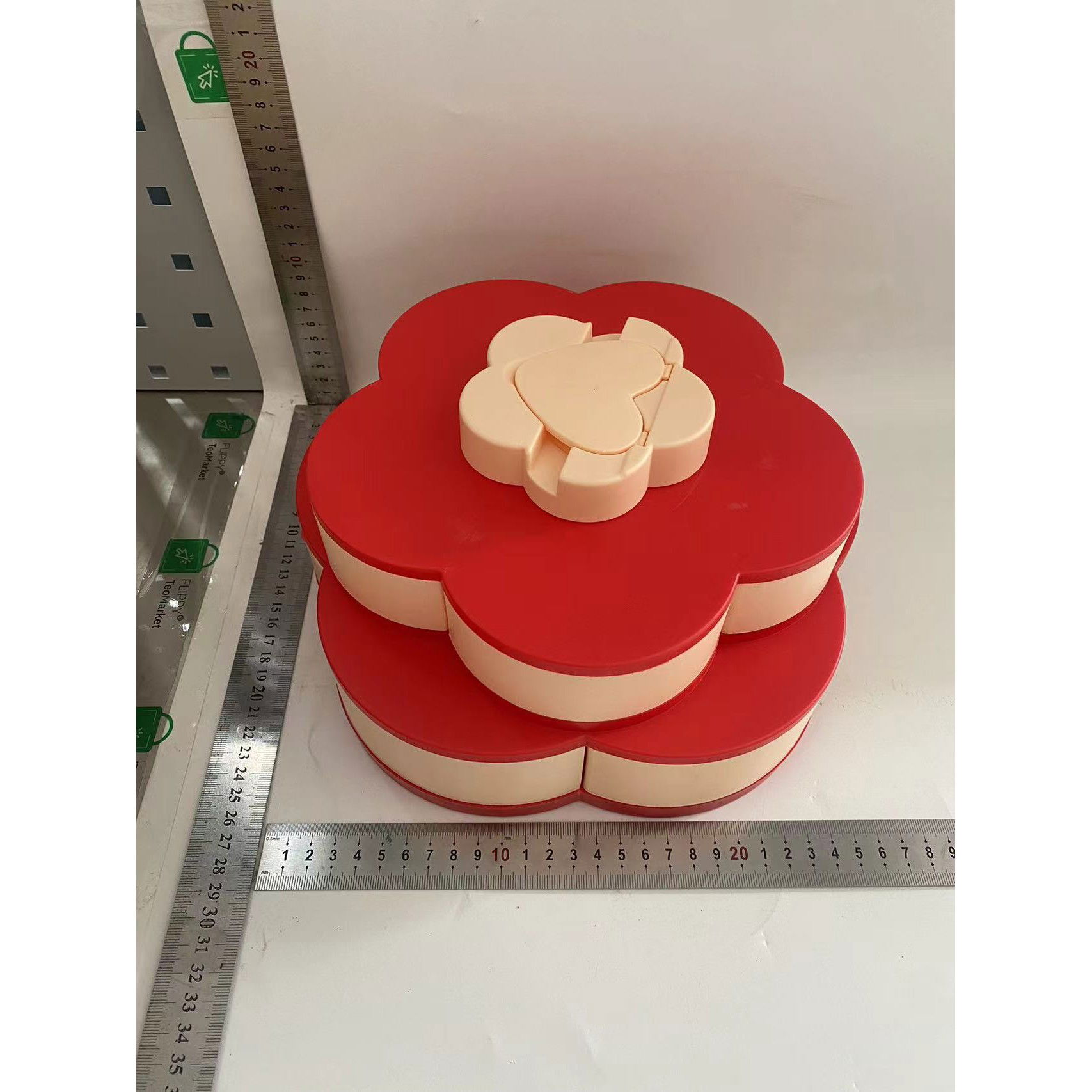 50 - 100 LEI - Tava pentru Servire, Flippy, pentru Fructe / Legume / Snackuri, cu Sertare, Deschidere Rotativa, pe 2 Straturi, in Forma de Floare, 26 x 26 x 11.5 cm Roz