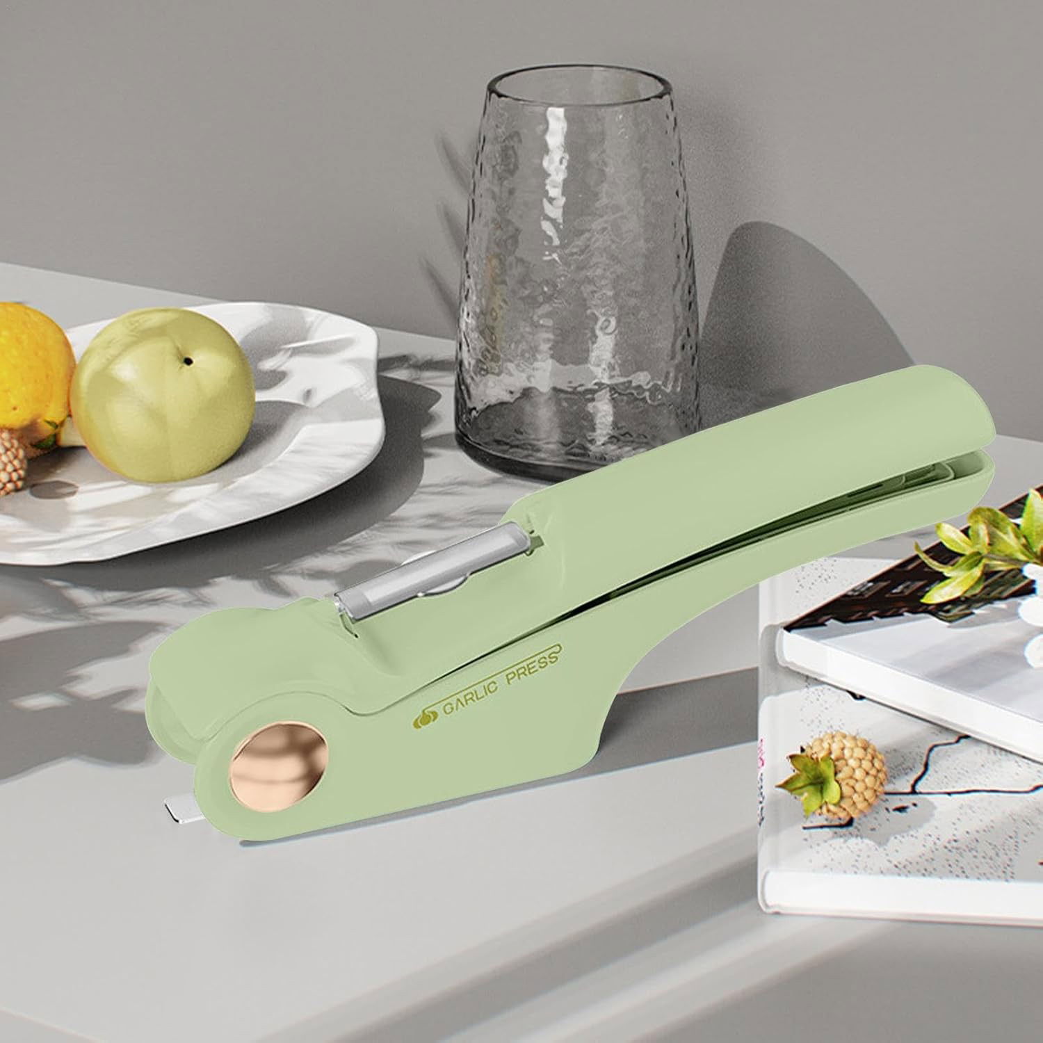 50 - 100 LEI - Presa Multifunctionala pentru Usturoi 4in1, Flippy, Presa, Feliator, Desfacator de Borcane, Curatator Fructe/Legume, 22 x 8.8 cm, Verde