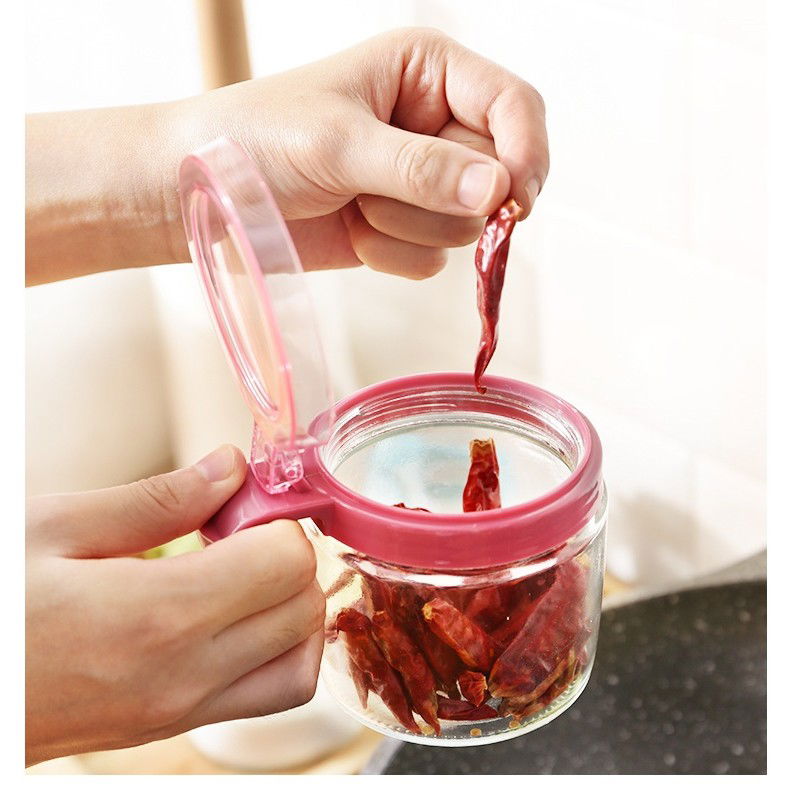 Organizatoare si Depozitare Bucatarie - Recipient Condimente, Flippy, din Stilca, 180 ml, cu Maner si Lingurita, 8 x 9 cm, Capac Transparent, Roz