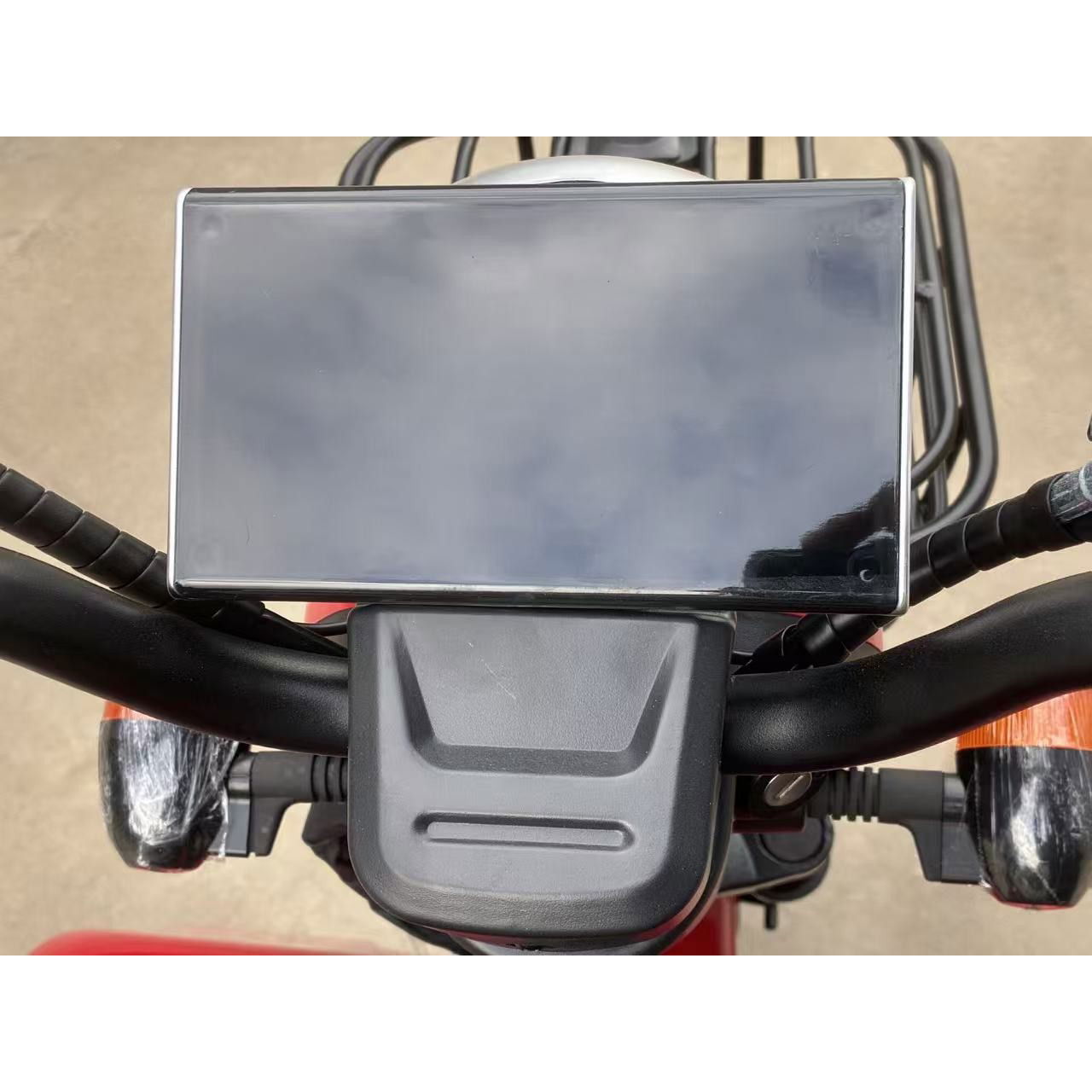 Triciclu Electric V6, Saige, Fara Permis, cu Doua Locuri, Motor 1800W, Baterie 72V24Ah, Autonomie 60km, 220x88x105 cm, Viteza Maxima 25km/h, Rosu [8]