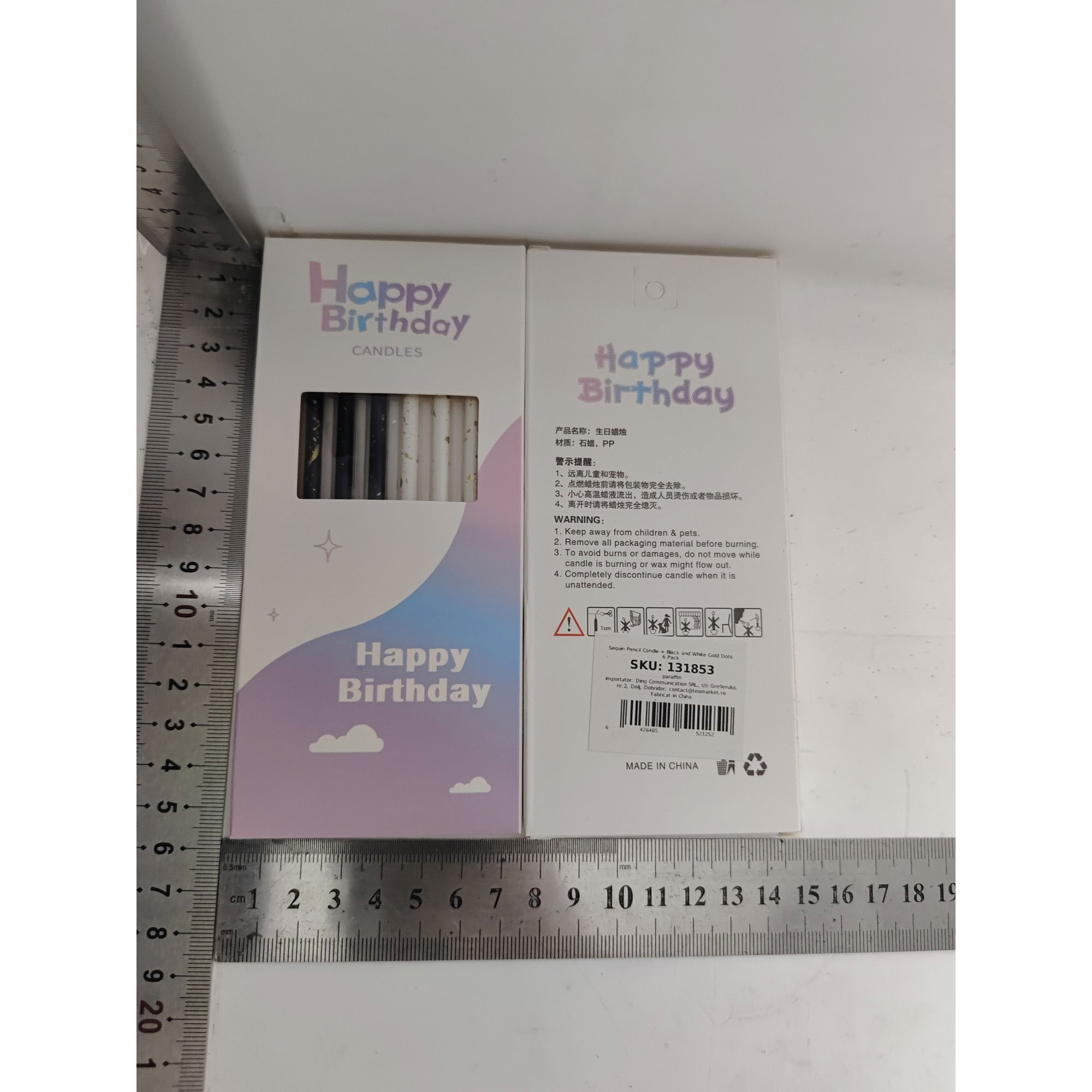 Lumanari si Toppere - Set 6 Lumanari Lungi, Flippy, din Parafina, 10 x 0.5 cm, Happy Birthday, Alb/Negru