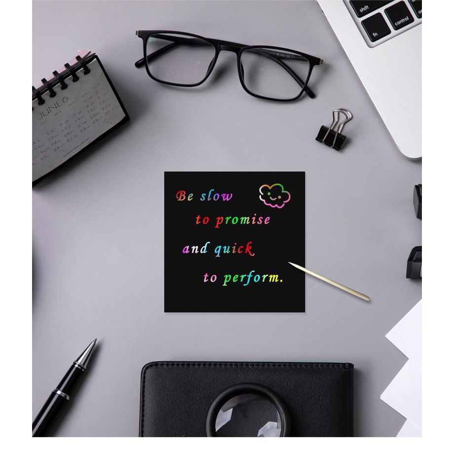 Carnetele Razuibile - Set 100 de Planse Razuibile, Flippy, din Hartie Curcubeu, 2 Creioane din Bambus + 2 Sabloane, +3 Ani, 8.5 x 8.5 cm, Multicolor