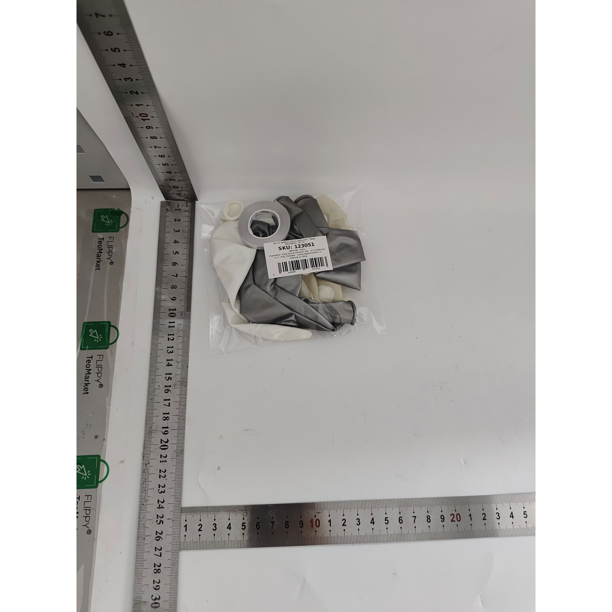 Set 15 baloane pentru petrecere, Flippy, alb/argintiu, 30 cm [6]