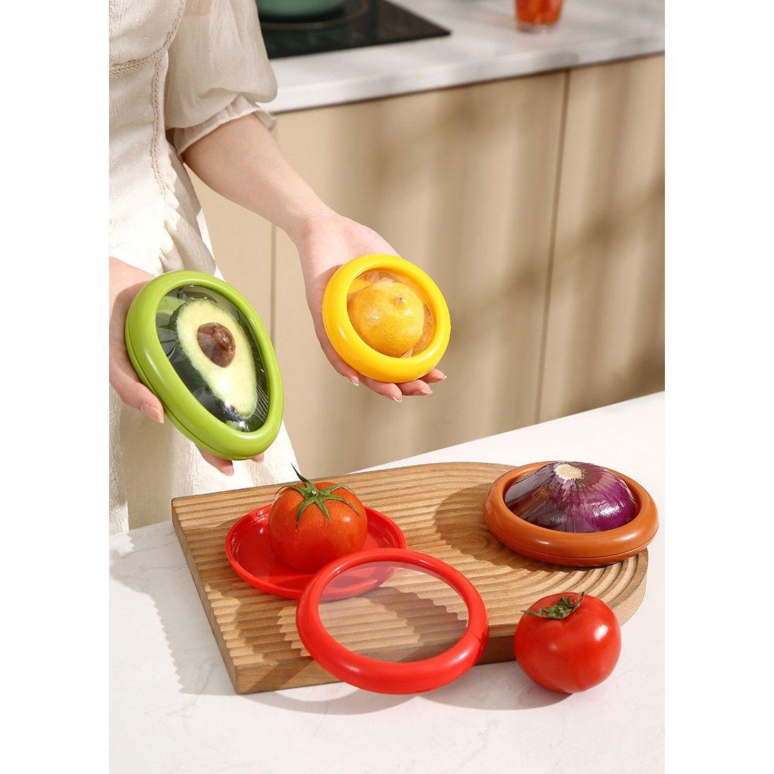 Set 4 Recipiente pentru Pastrarea Proaspata a Legumelor, Flippy, Cutii Portabile Sigilate Anti-oxidare, 4 Forme Diferite pentru Legume sau Fructe, Culori diferite [13]