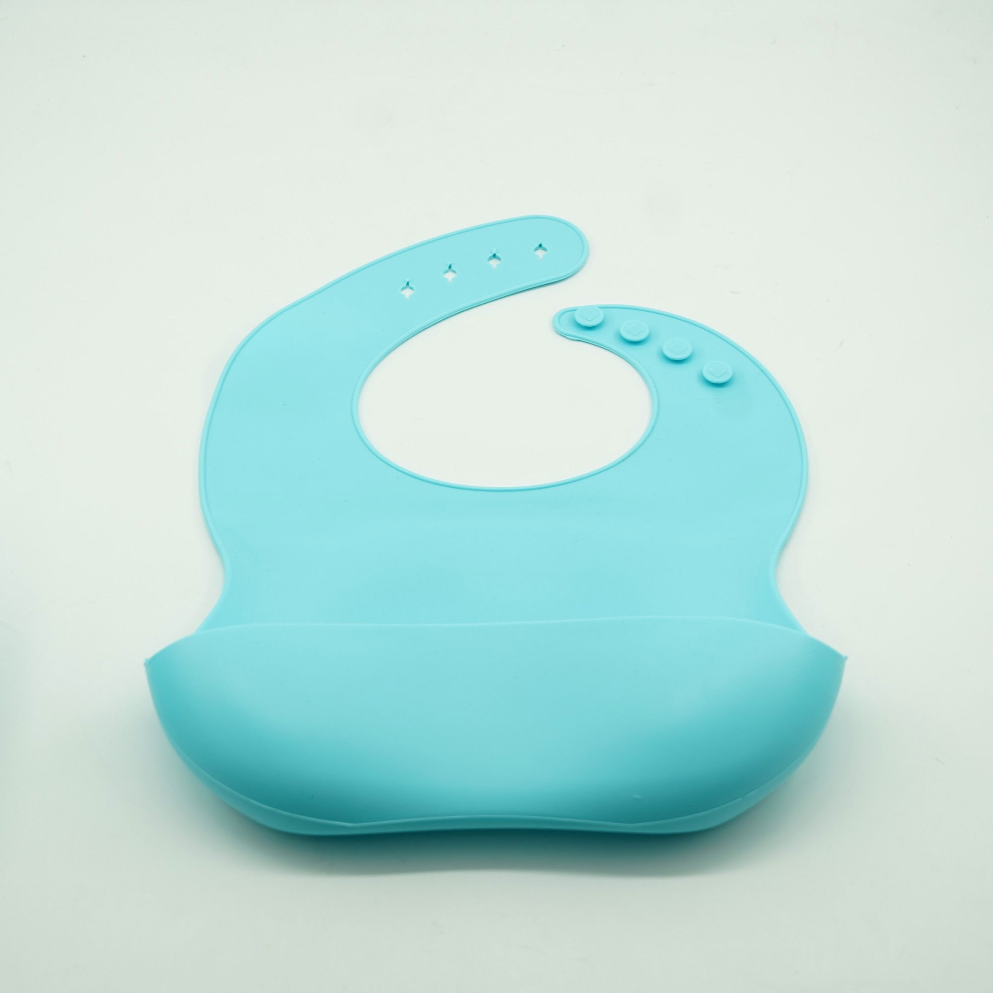 Set 5 piese diversificare bebelusi si copii din silicon Flippy, baveta, farfurie compartimentata cu ventuza, bol cu ventuza, tacamuri, fara alergeni, albastru [5]