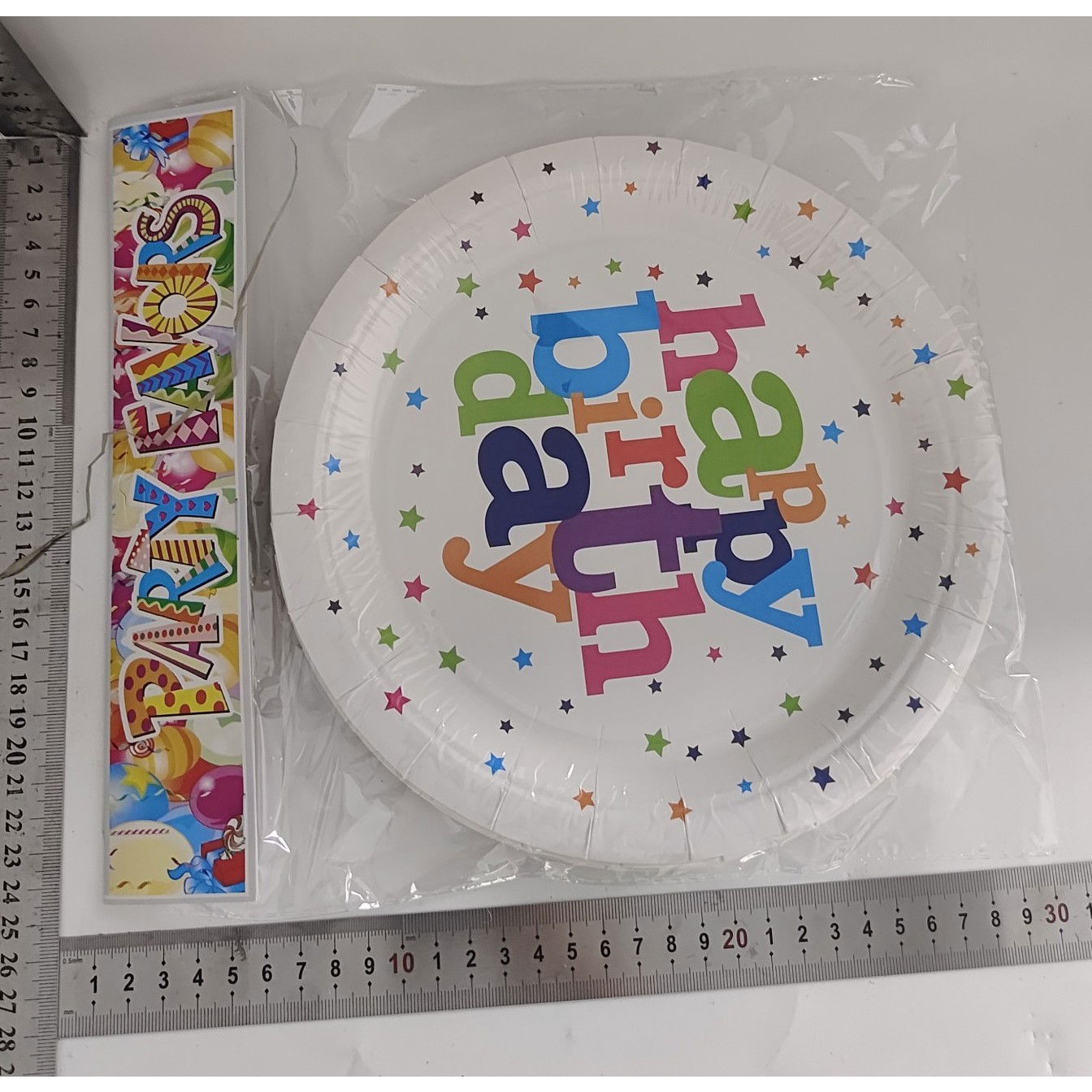 Petrecere - Set 6 Farfurii de Unica Folosinta, Flippy, Colectia Happy Birthday, 23 cm, din Carton Laminat, Multicolor