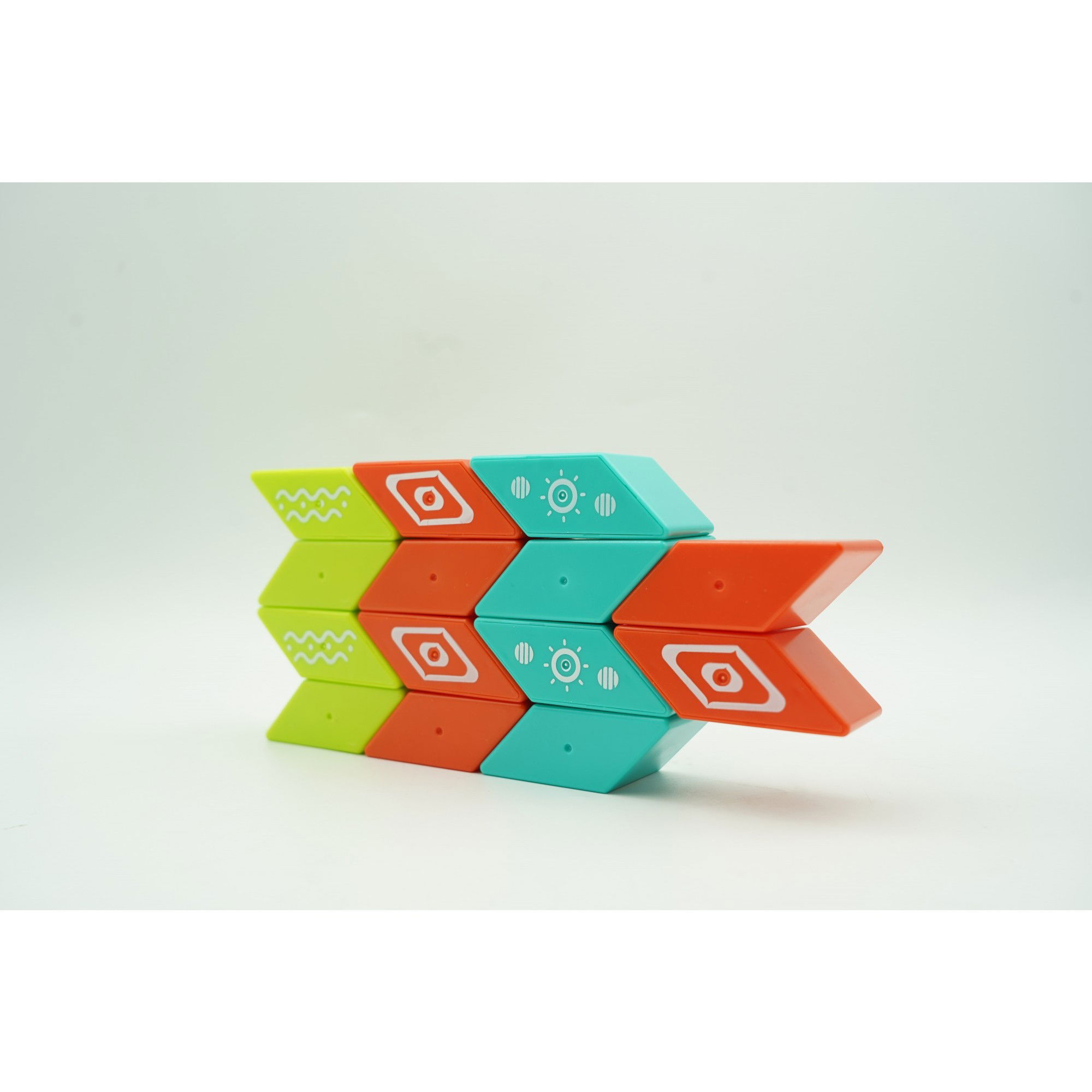 Set inteligent de constructie cu piese magnetice, 26 piese, +3 ani, multicolor [6]