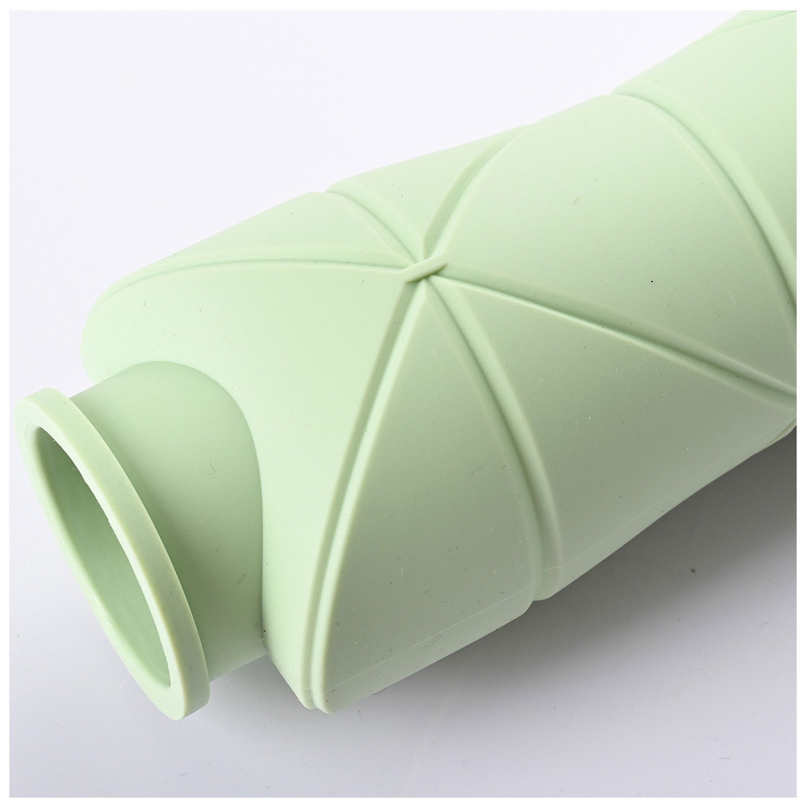 Sticla de apa pliabila Flippy, din silicon,reutilizabila, rezistenta la temepreturi ridiate, usor de depozitat si carat, 22 x 7.8 cm, 600 ml, verde [5]