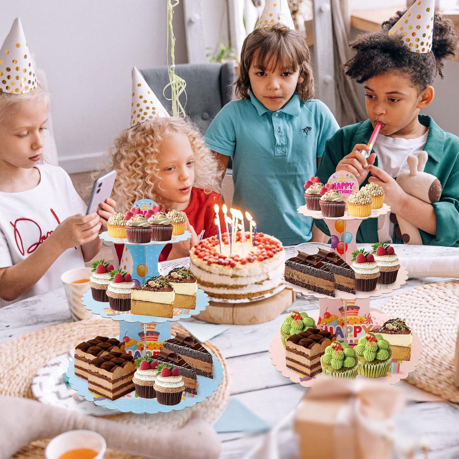 Etajera pentru Prajituri, Flippy, din Carton, 3 Nivele, 16/22/29 cm Diametru, Inaltime 38 cm, Tema Happy Birthday, Roz [4]