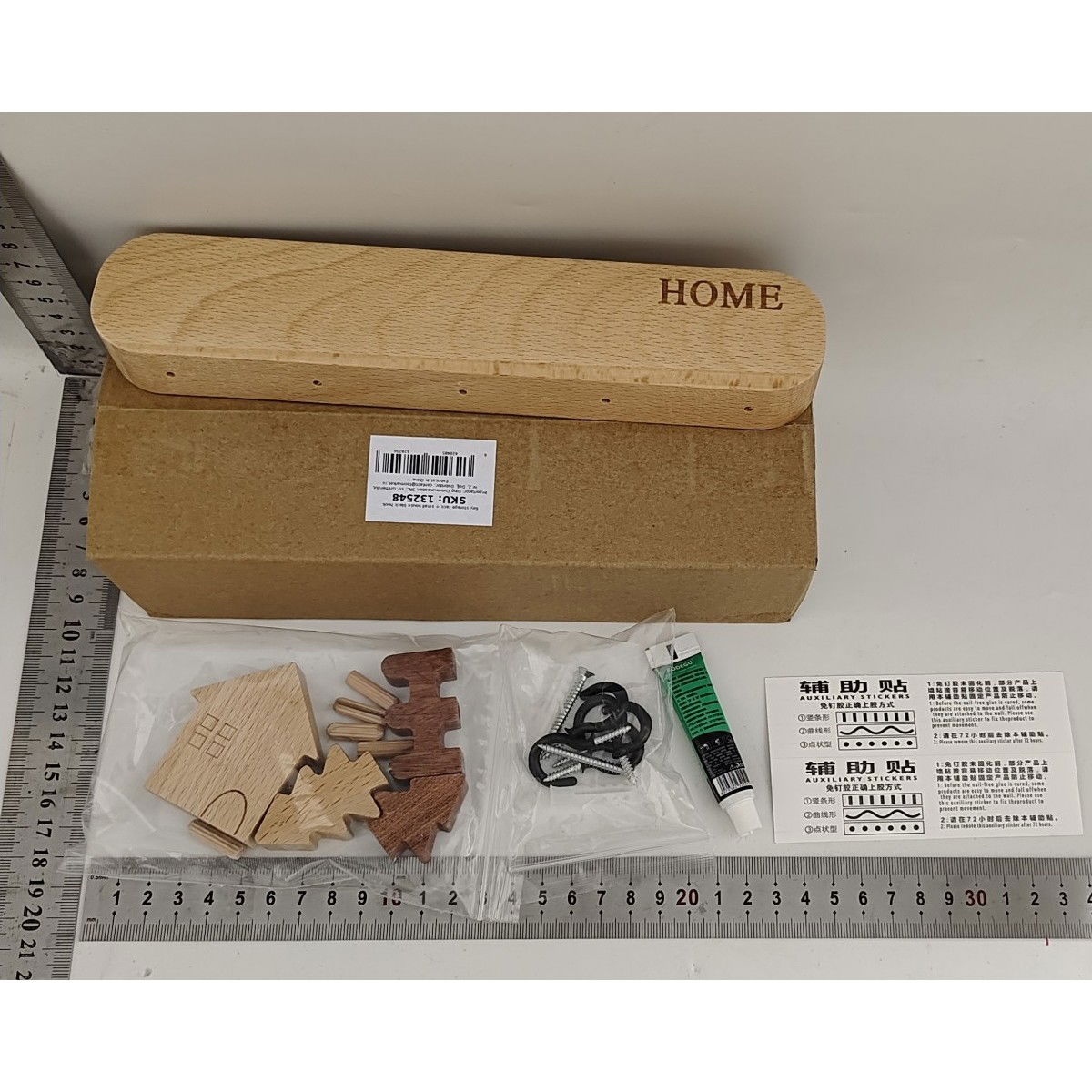 Suport pentru Chei, Flippy, din Lemn, Aplicare fara Perforare, Adeziv Inclus, 5 Carlige Negre, Model Casuta, Greutate Suportata 5 kg, 13.5 x 23 cm, Maro [5]