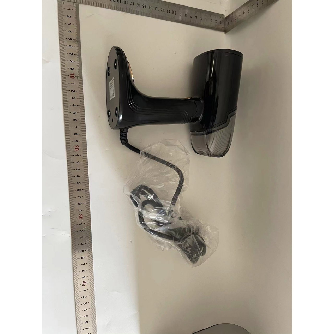 Aparat de Calcat Vertical Portabil cu Abur, Flippy, Putere 1500W, Rezervor Detasabil de 138ml, Priza, Functie Anti Calcar si Auto Curatare, Pliabil, cu Perie, 20x10.5x8 cm, Negru [9]