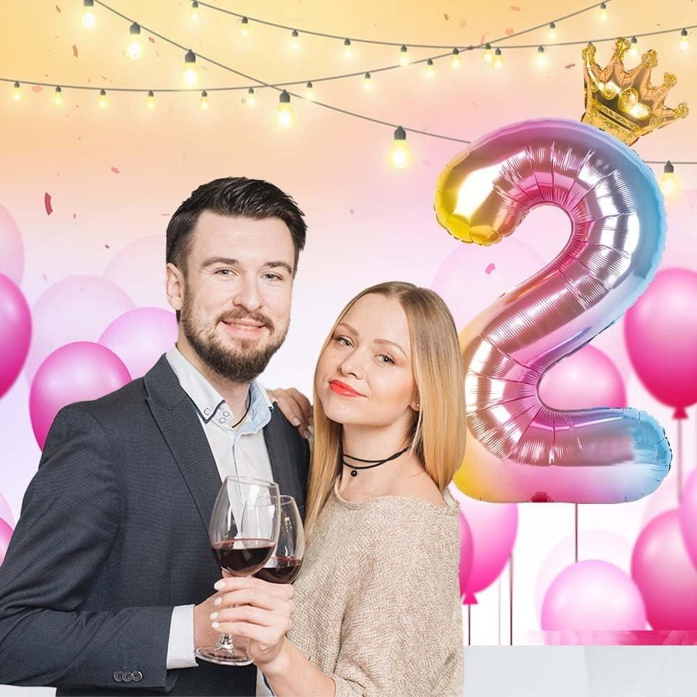 Balon din Folie Metalizata, Flippy, Figurina Cifra Gradient, Tema Aniversare 80 cm, Ambalaj Individual, Pai inclus, Umflare cu Aer sau Heliu, Coronita, Cifra 2 [2]