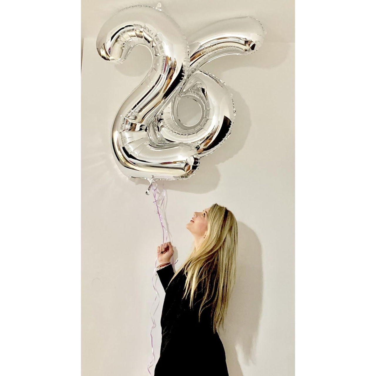 Balon din Folie Metalizata, Flippy, Figurina Cifra, Tema Aniversare 100 cm, Ambalaj Individual, Pai inclus, Umflare cu Aer sau Heliu, Argintiu, Cifra 6 [7]