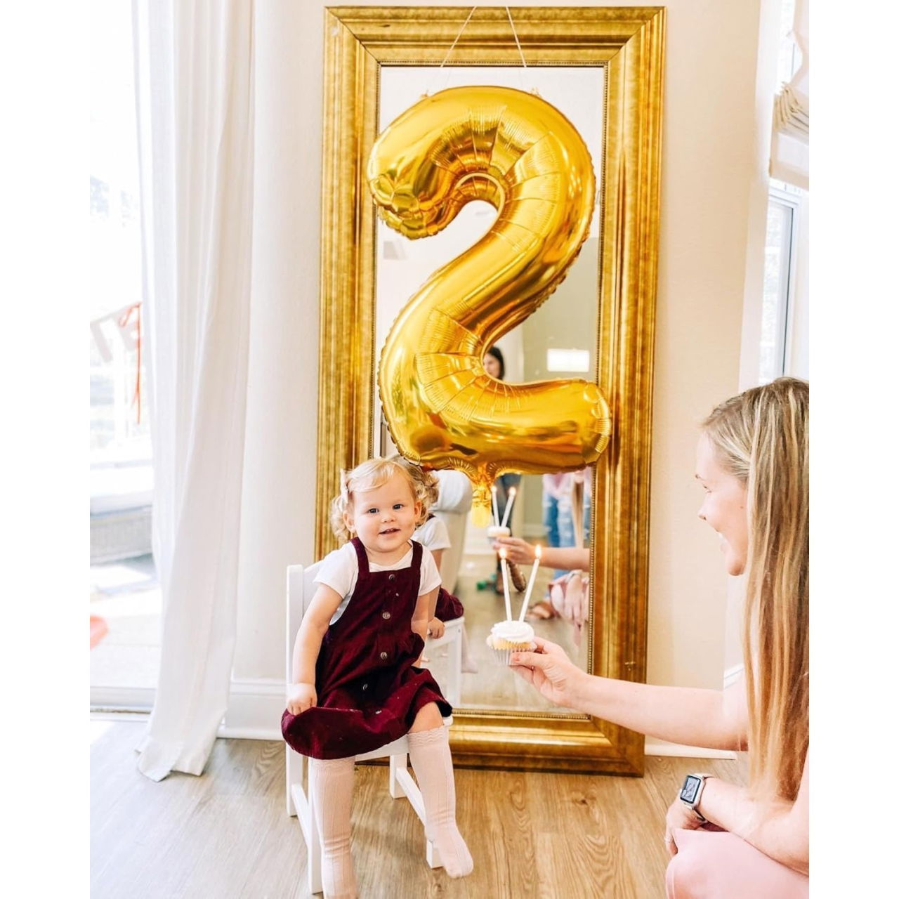 Balon din Folie Metalizata Flippy, Figurina Cifra, Tema Aniversare 100 cm, Ambalaj Individual, Pai inclus, Umflare cu Aer sau Heliu, Auriu, Cifra 2 [5]