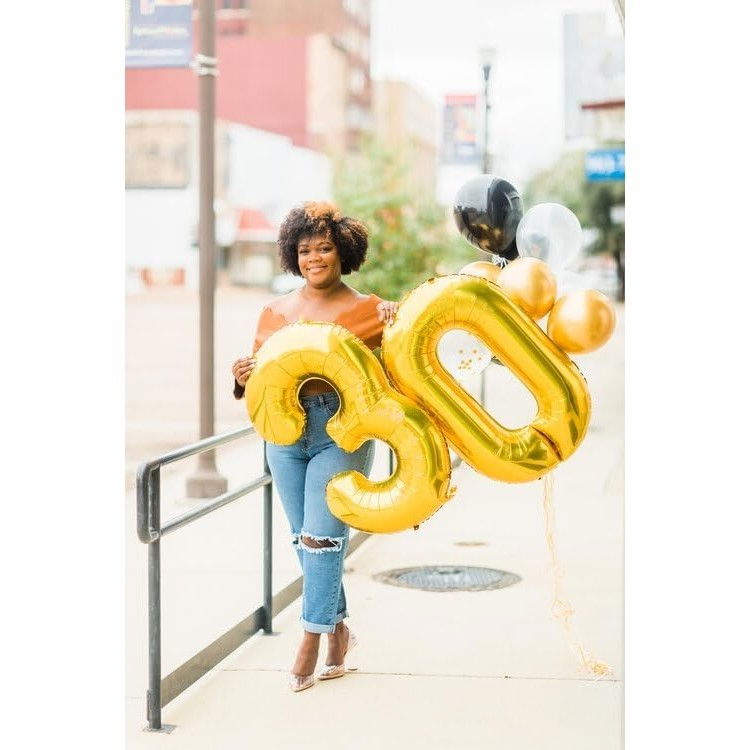 Balon din Folie Metalizata Flippy, Figurina Cifra, Tema Aniversare 100 cm, Ambalaj Individual, Pai inclus, Umflare cu Aer sau Heliu, Auriu, Cifra 3 [3]