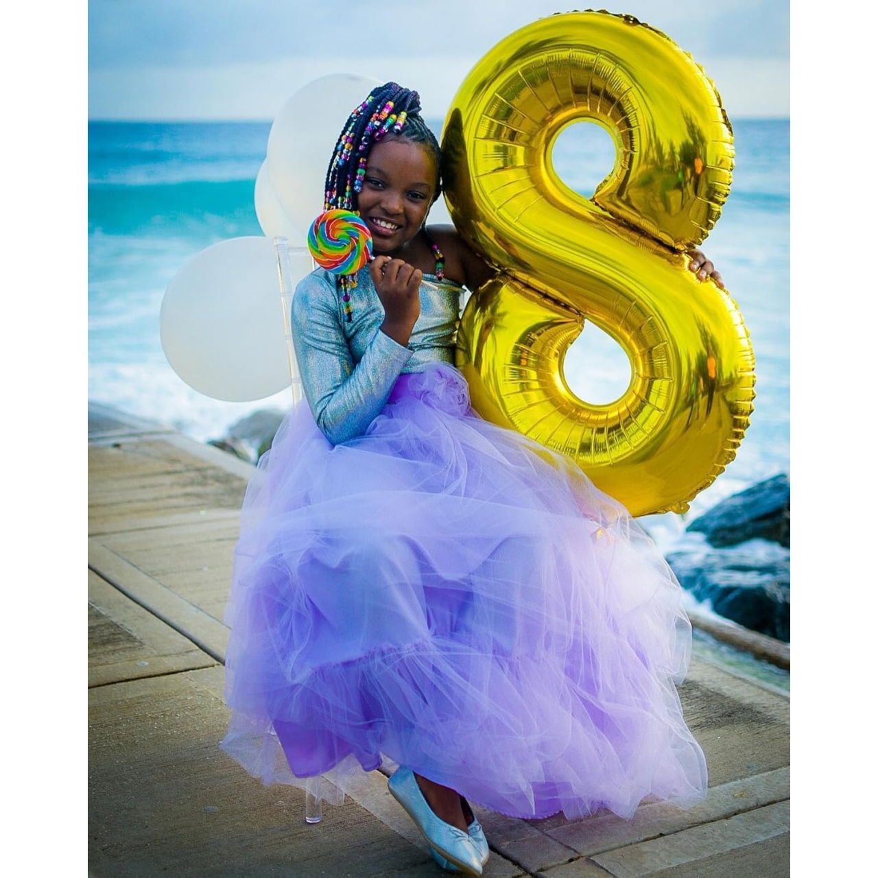 Balon din Folie Metalizata Flippy, Figurina Cifra, Tema Aniversare 40 cm, Ambalaj Individual, Pai inclus, Umflare cu Aer sau Heliu, Auriu, Cifra 8 [6]