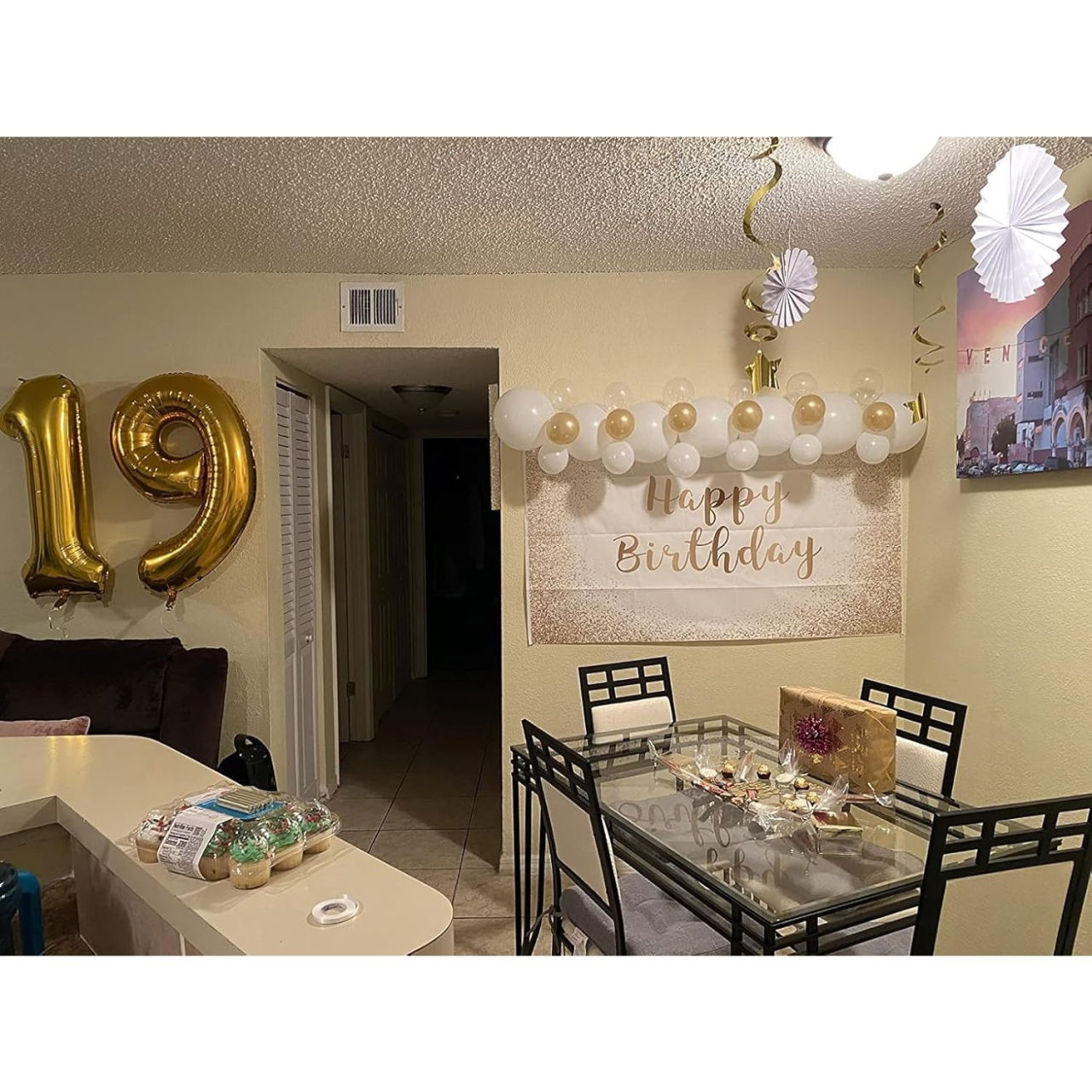 Balon din Folie Metalizata Flippy, Figurina Cifra, Tema Aniversare 40 cm, Ambalaj Individual, Pai inclus, Umflare cu Aer sau Heliu, Auriu, Cifra 9 [5]