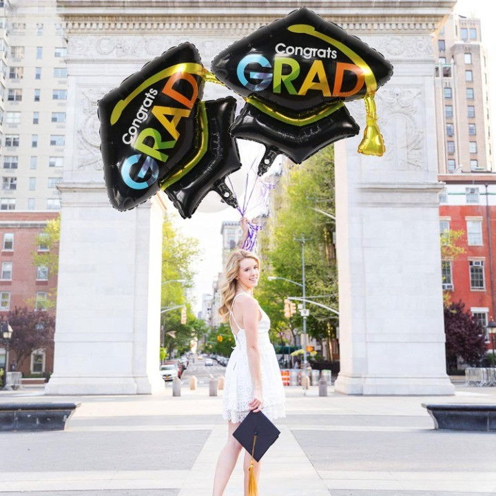 Balon din Folie Metalizata, Flippy, Figurina, Model Toca Congrats Grad, Tematica Absolvire,  66x66 cm, Ambalaj Individual, Pai Inclus, Umflare cu Aer sau Heliu, Negru [4]