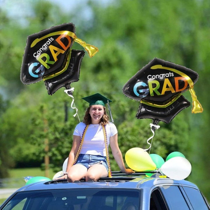 Balon din Folie Metalizata, Flippy, Figurina, Model Toca Congrats Grad, Tematica Absolvire,  66x66 cm, Ambalaj Individual, Pai Inclus, Umflare cu Aer sau Heliu, Negru [2]