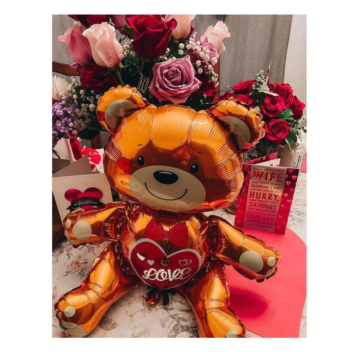 Balon din Folie Metalizata, Flippy, Figurina Urs, Model Love, Tema Ziua Indragostitilor, 60x63cm, Ambalaj Individual, Pai Inclus, Umflare cu Aer sau Heliu, Maro [3]