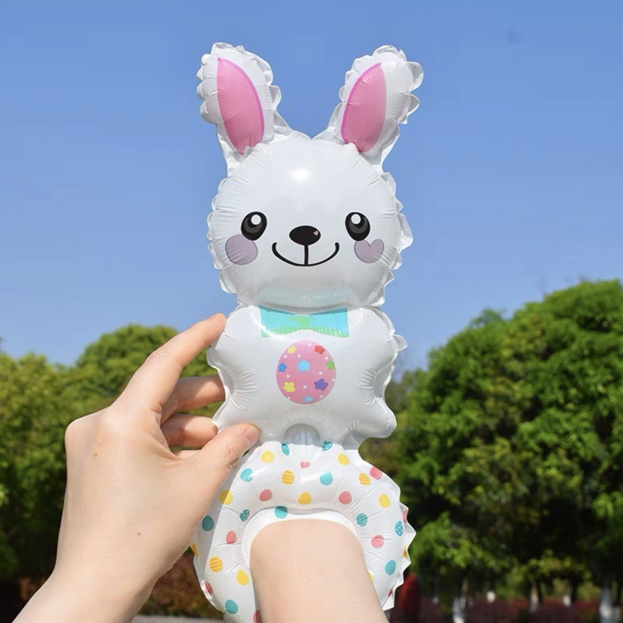 Balon din Folie Metalizata, Flippy, Figurine Animalute, Tip Bratara, Model Iepuras, Ambalaj Individual, Pai Inclus, Umflare cu Aer sau Heliu, Alb [2]