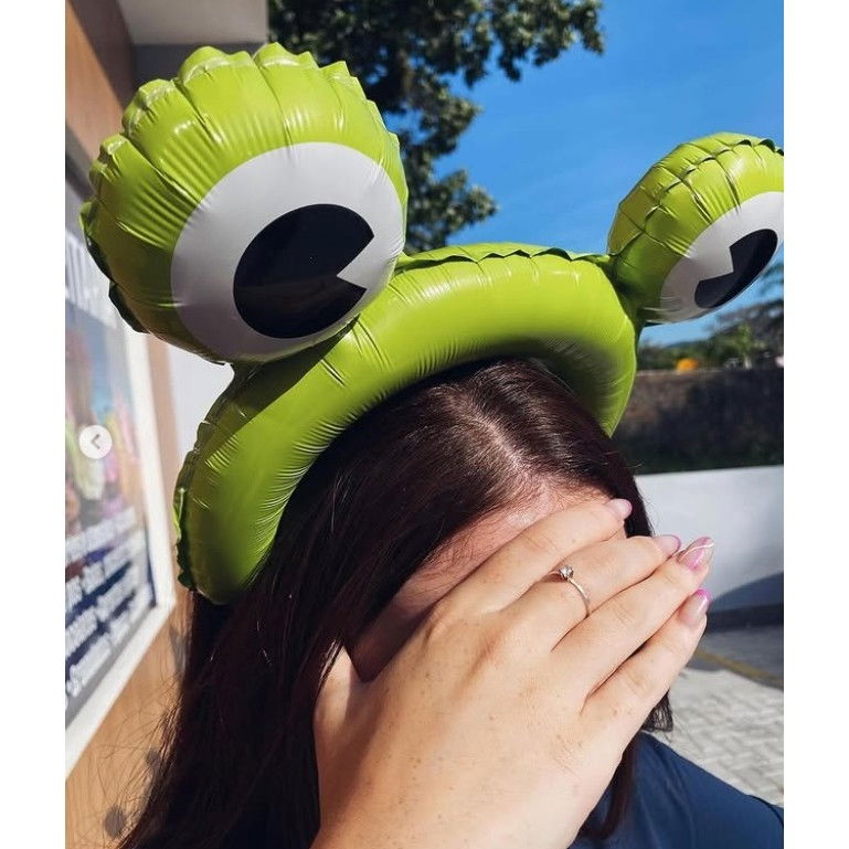 Balon din Folie Metalizata, Flippy, Tip Coronita cu Urechi, Model Broasca, Ambalaj Individual, Pai Inclus, Umflare cu Aer sau Heliu, 28 x 31 cm, Verde [2]