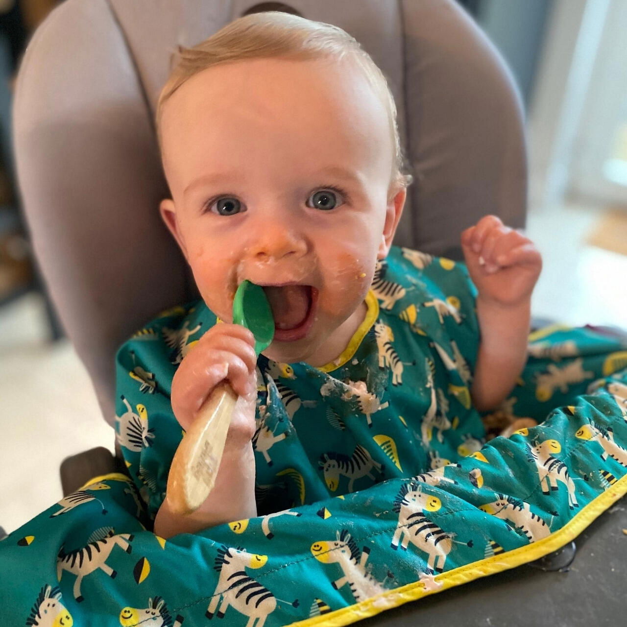 Baveta maneci scurte cu ventuze - Zebre vesele [5]