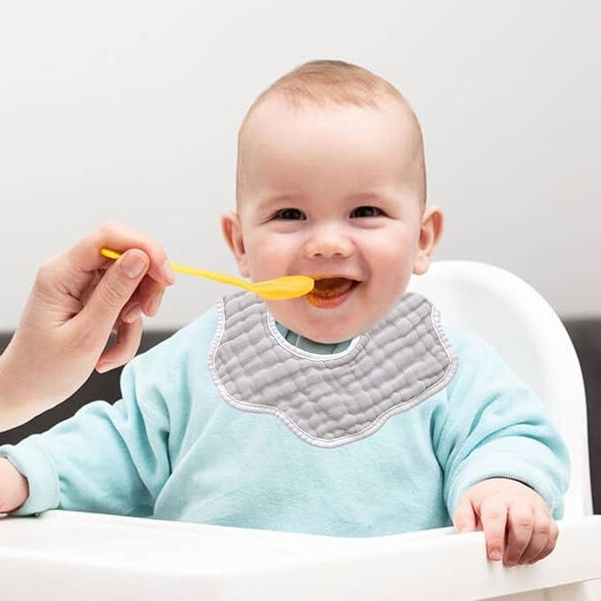 Baveta Tip Floare, Flippy, din Bumbac, pentru Copii 0-12 Luni, Rezistenta la apa, 8 Straturi, Model Tricotat cu Ursulet, 26 x 29 cm, Alb [3]