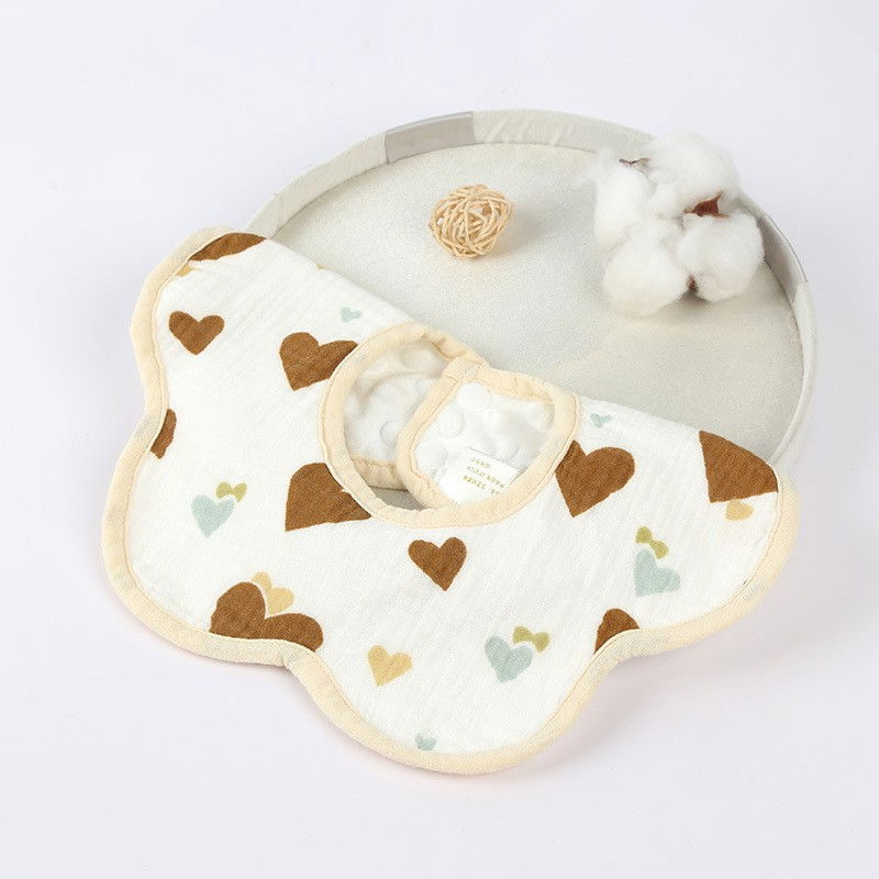 Baveta Tip Floare, Flippy, din Bumbac, pentru Copii 0-12 Luni, Rezistenta la apa, cu Capse, Model cu Inimioare, 26 x 29 cm, Maro [2]