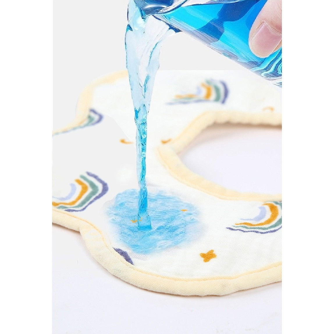 Baveta Tip Floare, Flippy, din Bumbac, pentru Copii 0-12 Luni, Rezistenta la apa, cu Capse, Model Curcubeu, 26 x 29 cm, Alb [5]