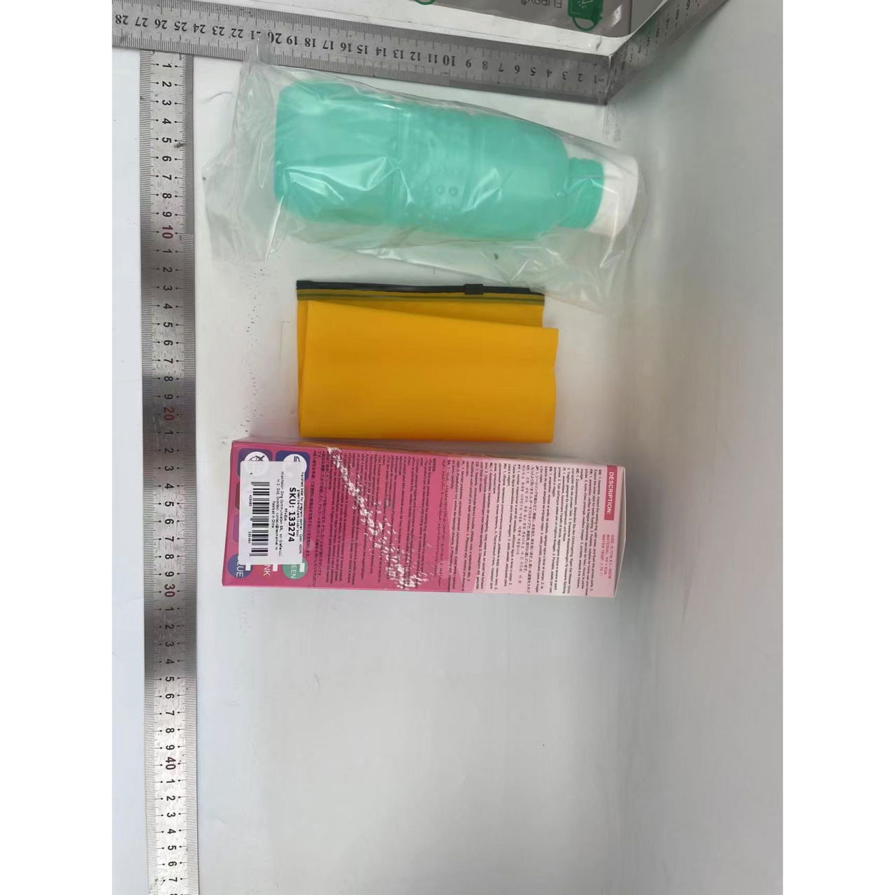 Bideu Portabil pentru Igiena Intima, Flippy, pentru Postpartum/ Postoperator, 450 mL, cu Capac si Husa Galbena, 29.5x7 cm, Culoare Recipient Verde [5]