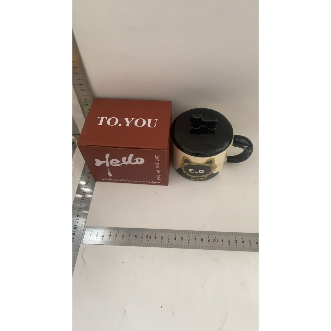 Cana din Ceramica, Flippy, Model in Cutie pentru Cadou, Cana pentru Ceai, Cafea, Cana Retro Design Capac cu Figurina 3D, 9.5 x 8 x 8 cm, 360 ml, Bej, Print Pisica Galben Negru [4]