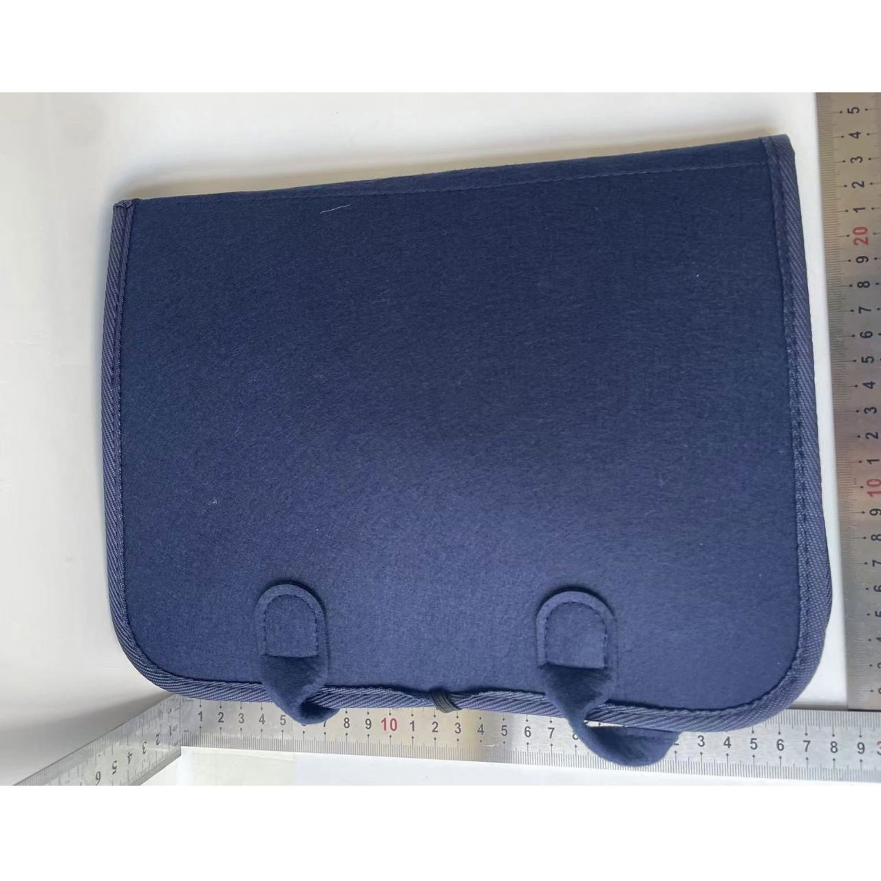 Carte Senzoriala Educativa Montessori, Flippy, Dezvoltare Abilitati Motorii, 2 Pagini, 28x22x3 cm, Albastru [8]