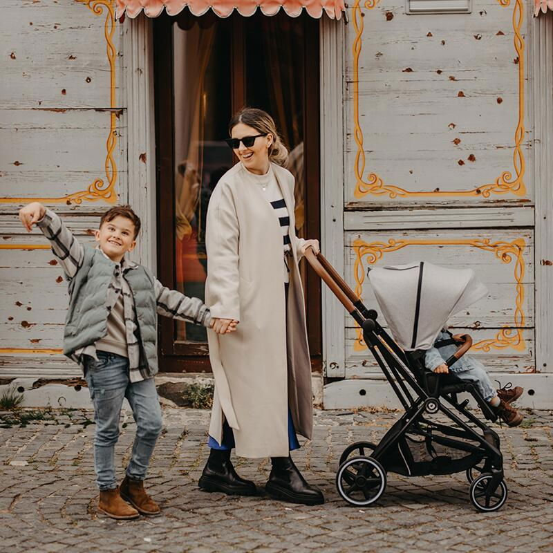 Carucior modular 3in1 Coccolle Saliara Cabernet+ Scoica auto iSize Coccolle Knox Black [21]